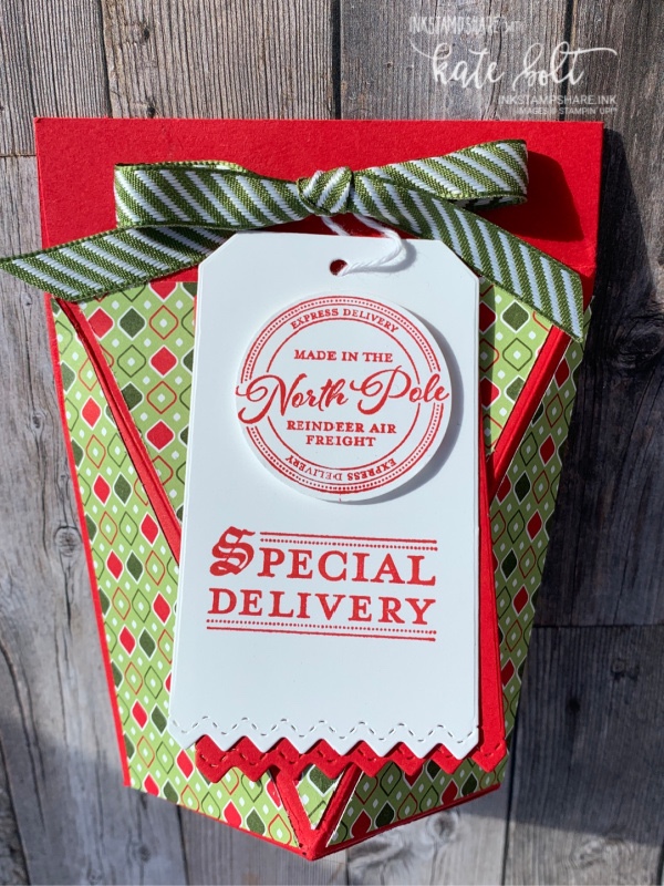 Self closing gift box for Christmas using the Wishes and  Wonder Bundle by Stampin Up for the Positive Inkers Blog Hop.