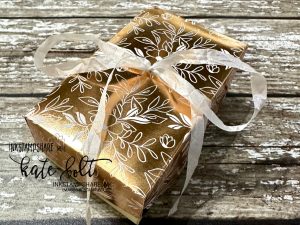 Create a beautiful, quick & easy gift box for your gifts using the Spkendid Day papers. With YouTube tutorial 
